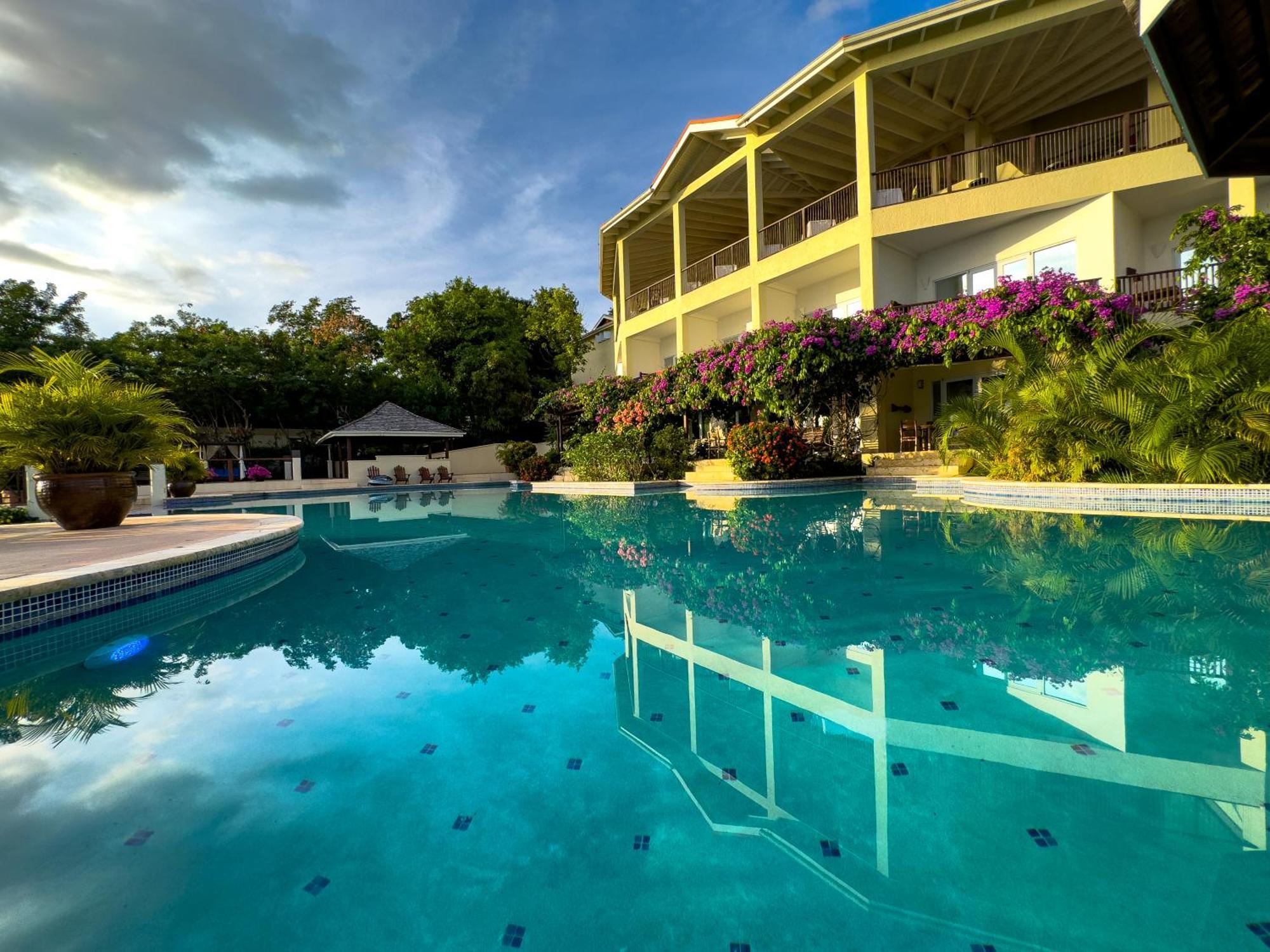 Calabash Cove Resort And Spa - Adults Only Gros Islet Exteriör bild